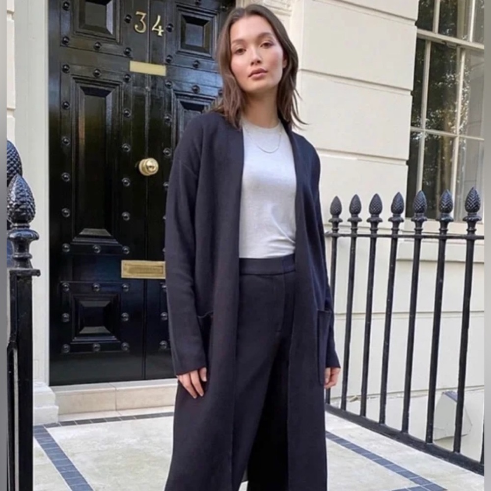 Aritzia Babaton Lance  Cardigan
